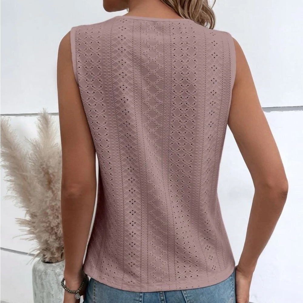 New dusty  Sleeveless, V-neck tank top - Picture 7 of 7